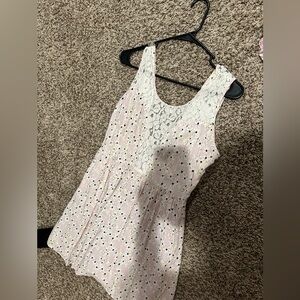 Cute women’s dress medium! Zip up back